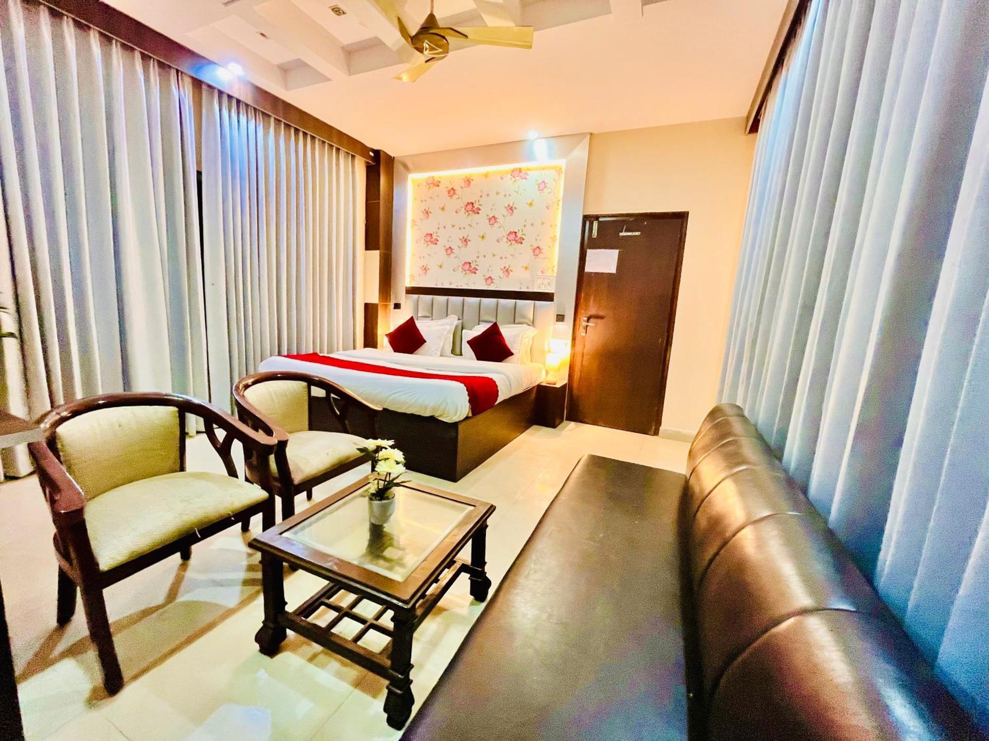 The Ramawati - A Four Star Luxury Hotel Near Ganga Ghat Haridwār Exterior foto